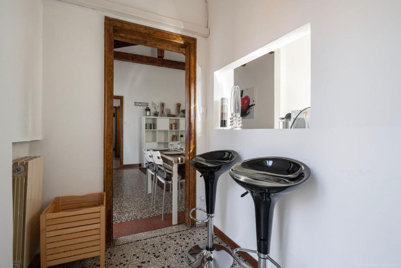 Ca' Giorgia Balcony House Apartment Venesia Bagian luar foto