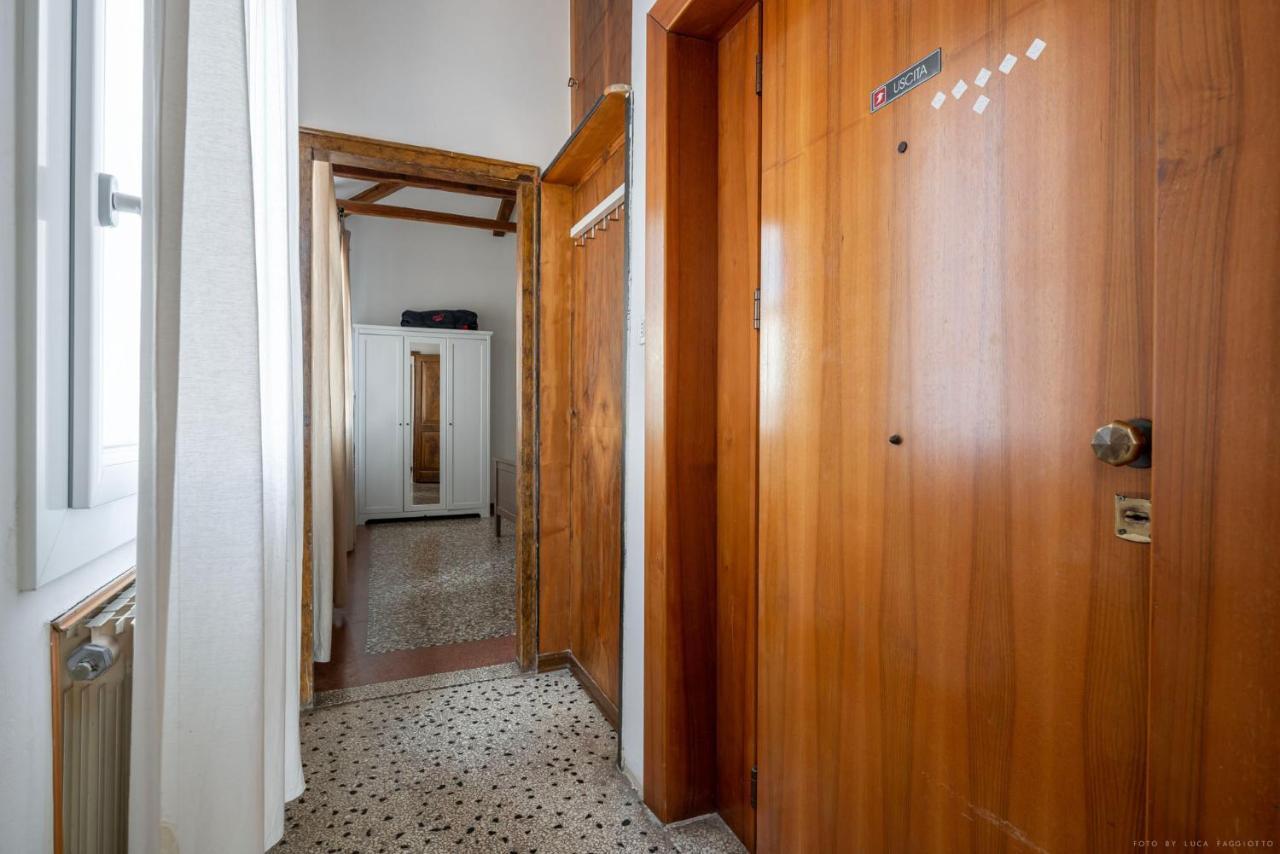 Ca' Giorgia Balcony House Apartment Venesia Bagian luar foto