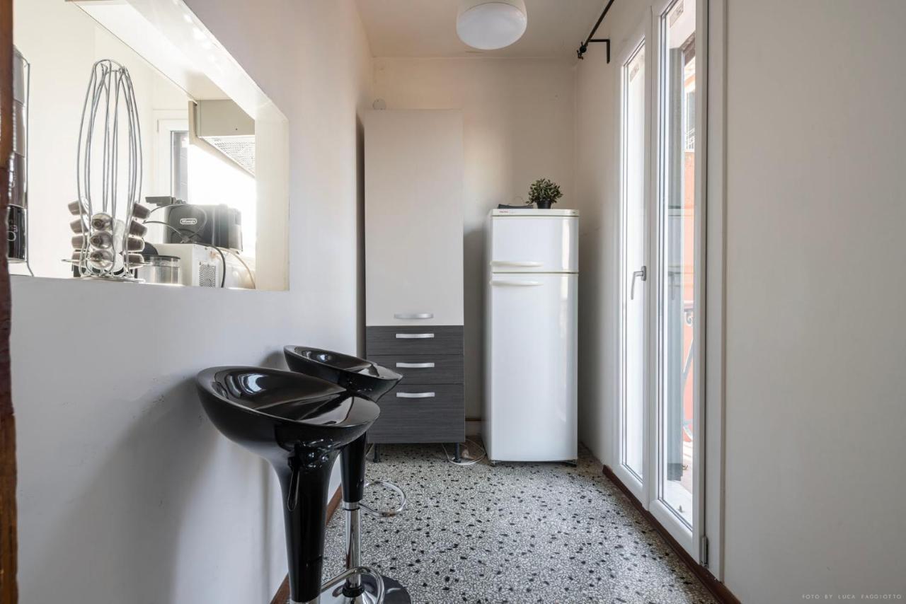 Ca' Giorgia Balcony House Apartment Venesia Bagian luar foto
