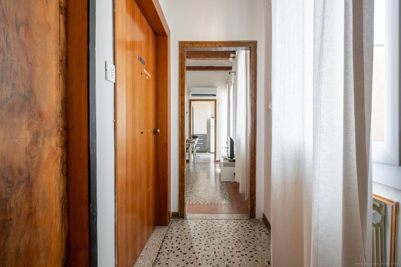 Ca' Giorgia Balcony House Apartment Venesia Bagian luar foto